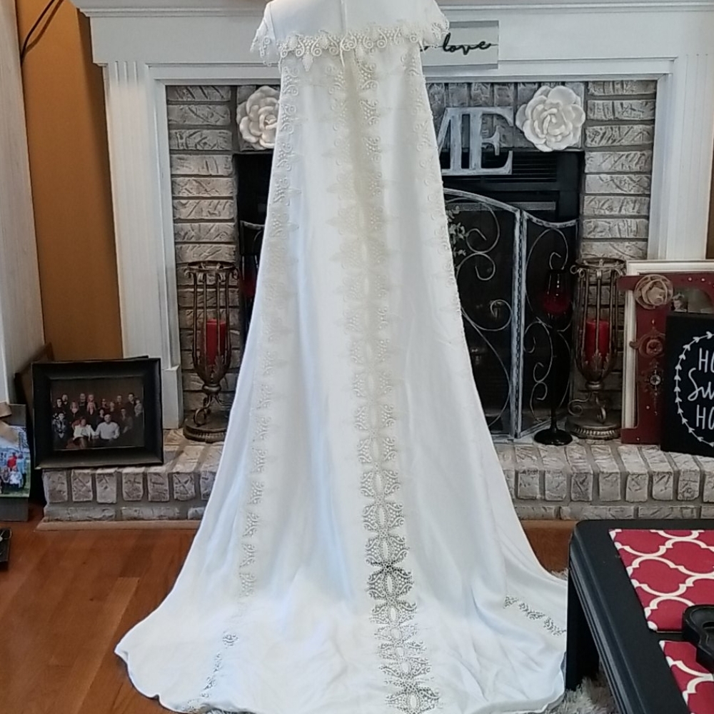 Vintage Shantung Wedding Dress w/ Bustle, size S - Picture 13 of 16